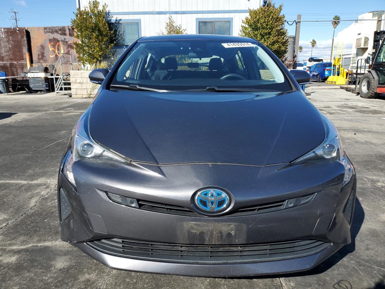 2018 TOYOTA PRIUS