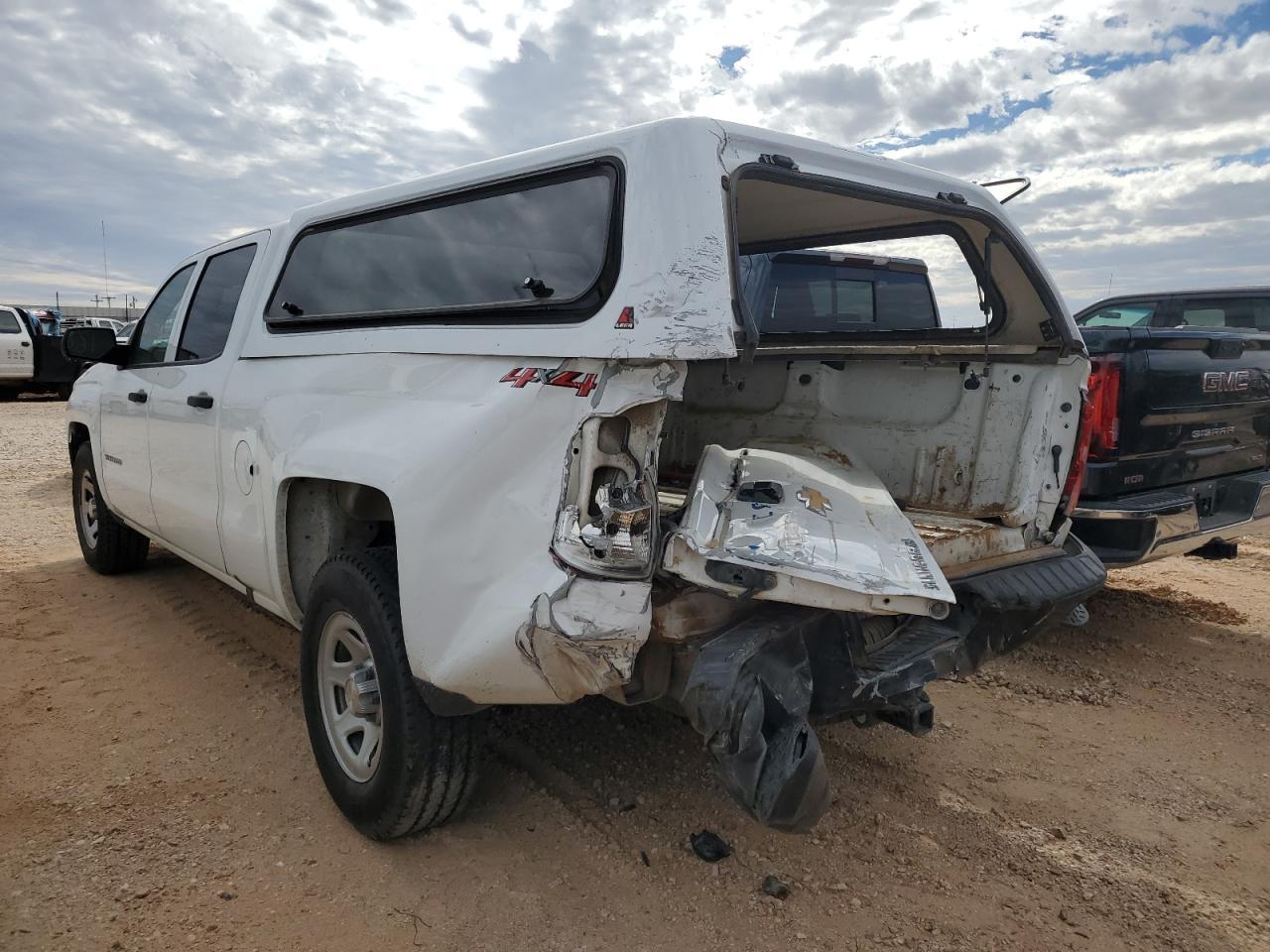 2018 CHEVROLET Silverado