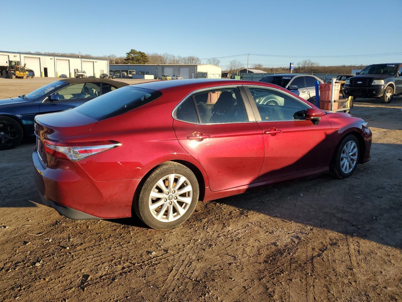 2018 TOYOTA CAMRY