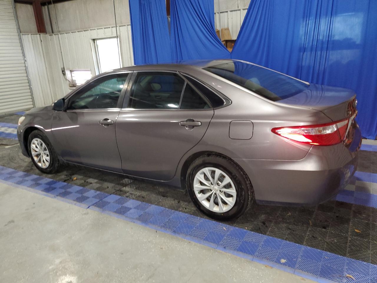 2015 TOYOTA CAMRY