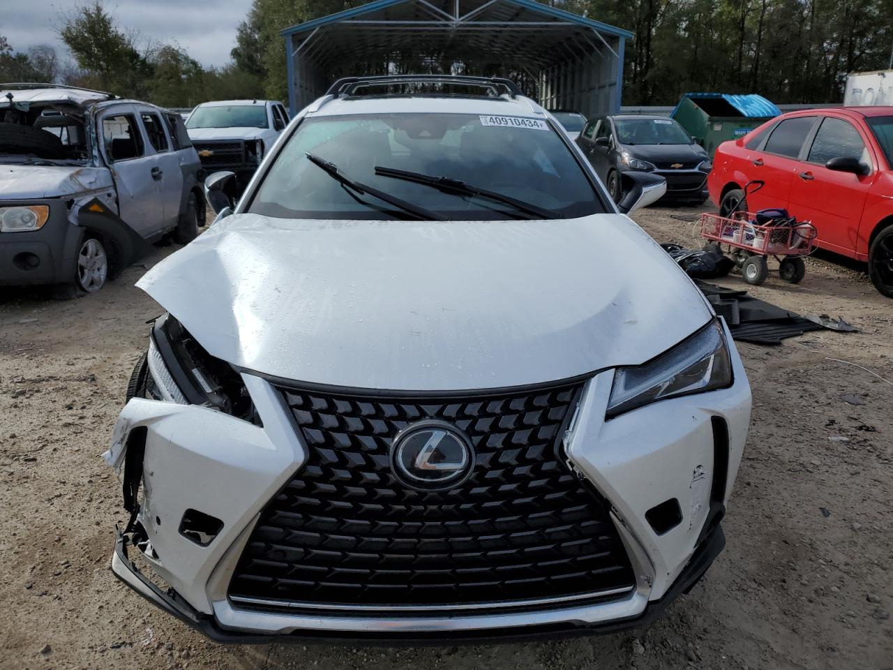 2021 LEXUS UX 200