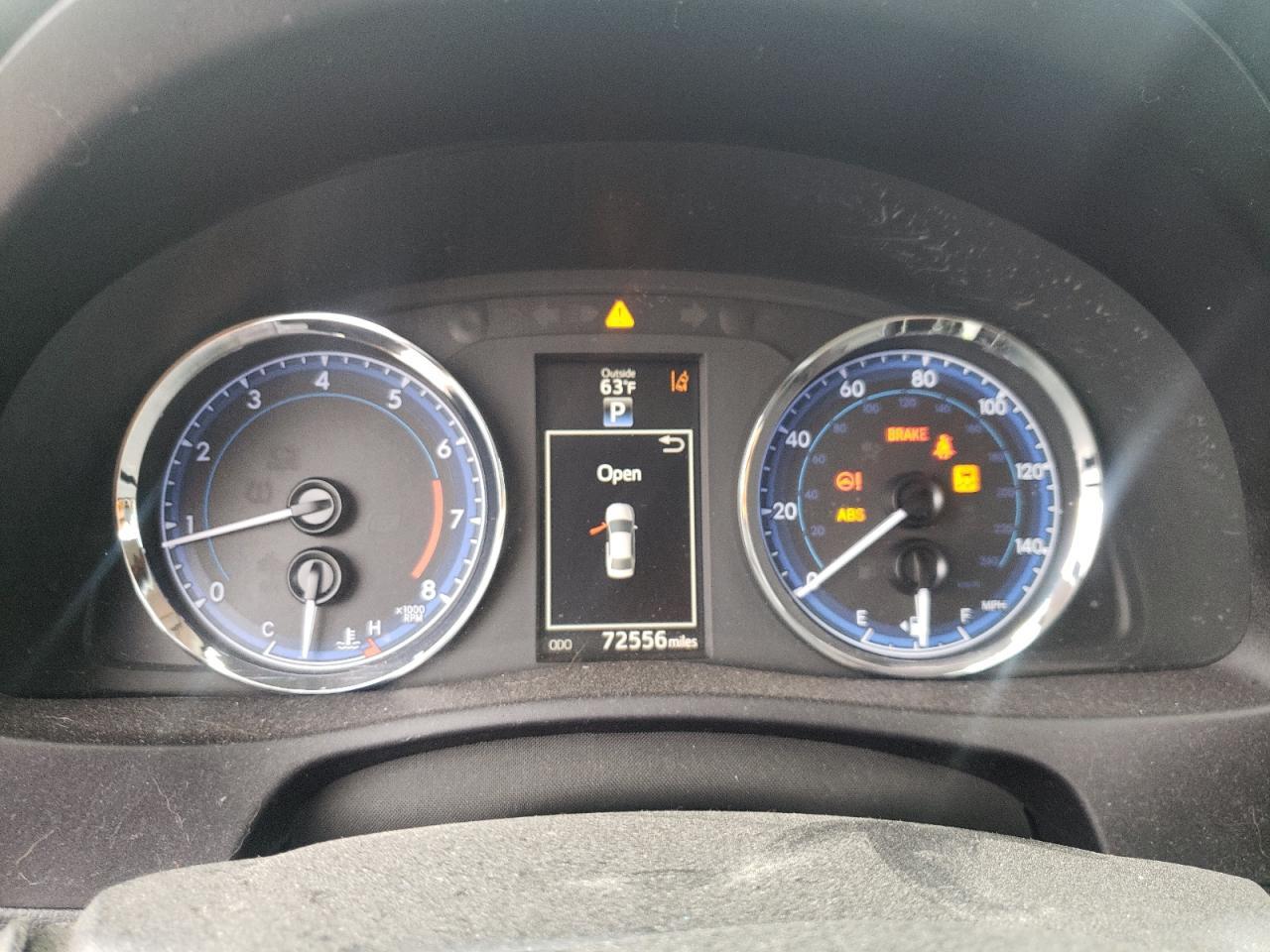 2018 TOYOTA COROLLA