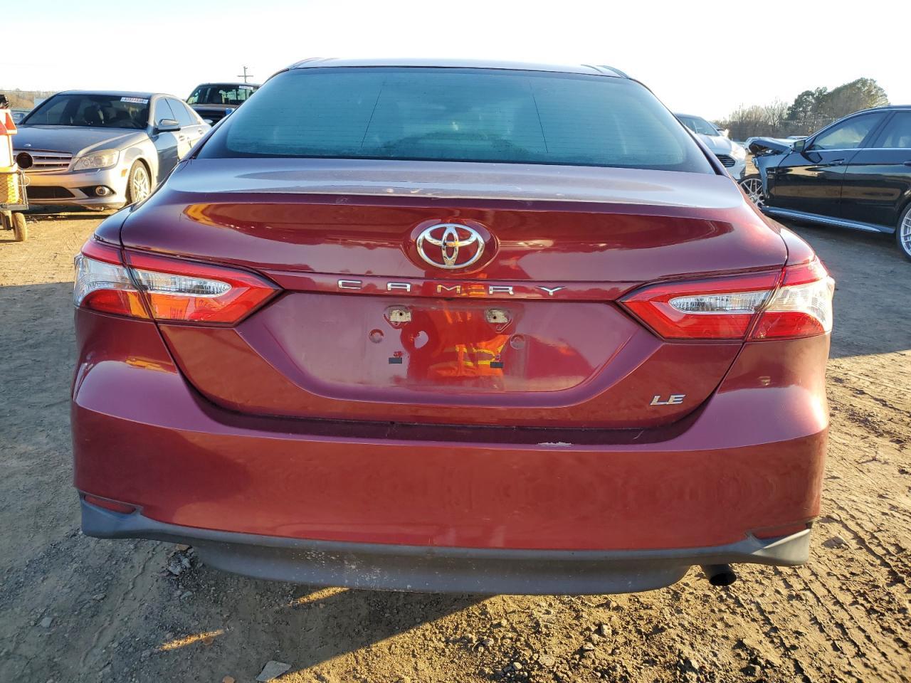 2018 TOYOTA CAMRY