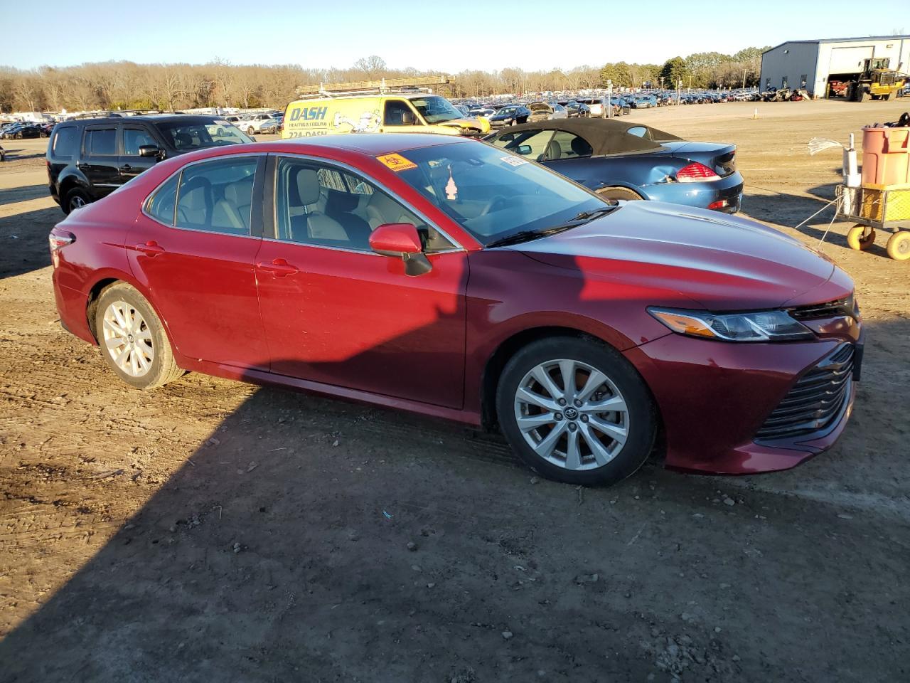 2018 TOYOTA CAMRY