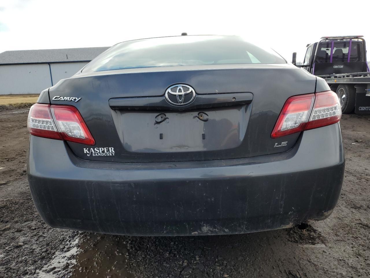 2011 TOYOTA CAMRY