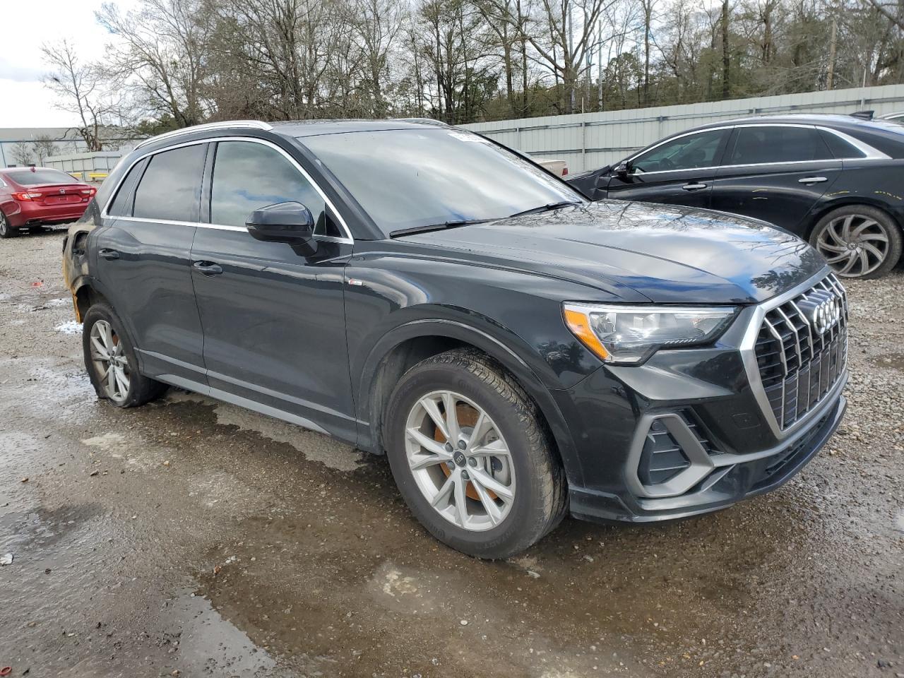 2022 AUDI Q3