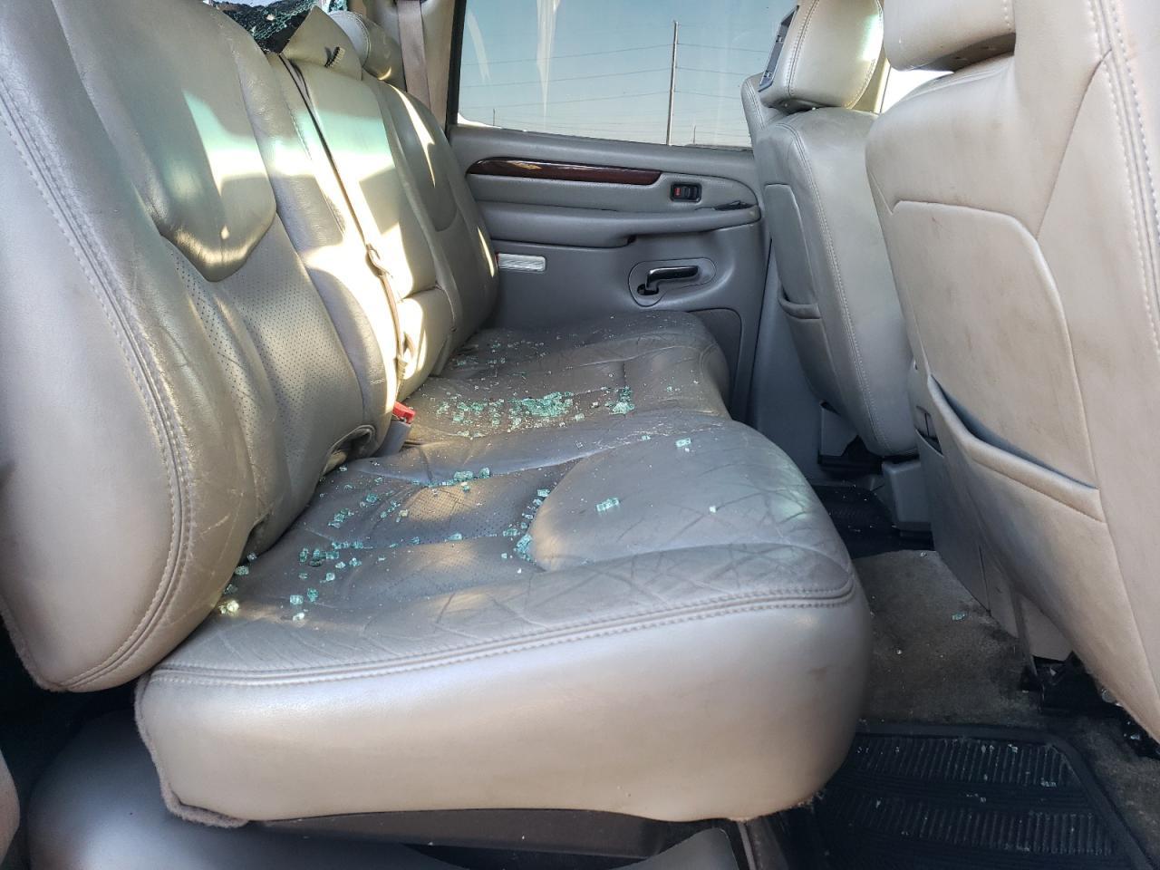 2003 CADILLAC ESCALADE
