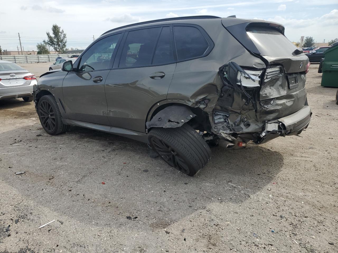 2023 BMW X5