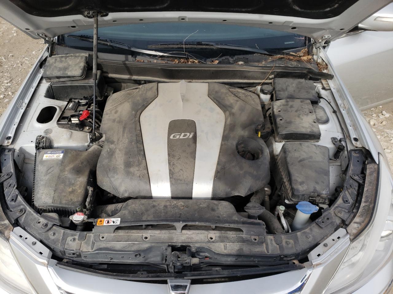2012 HYUNDAI GENESIS