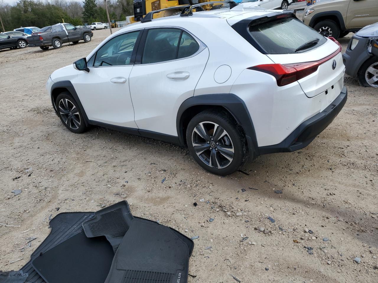 2021 LEXUS UX 200