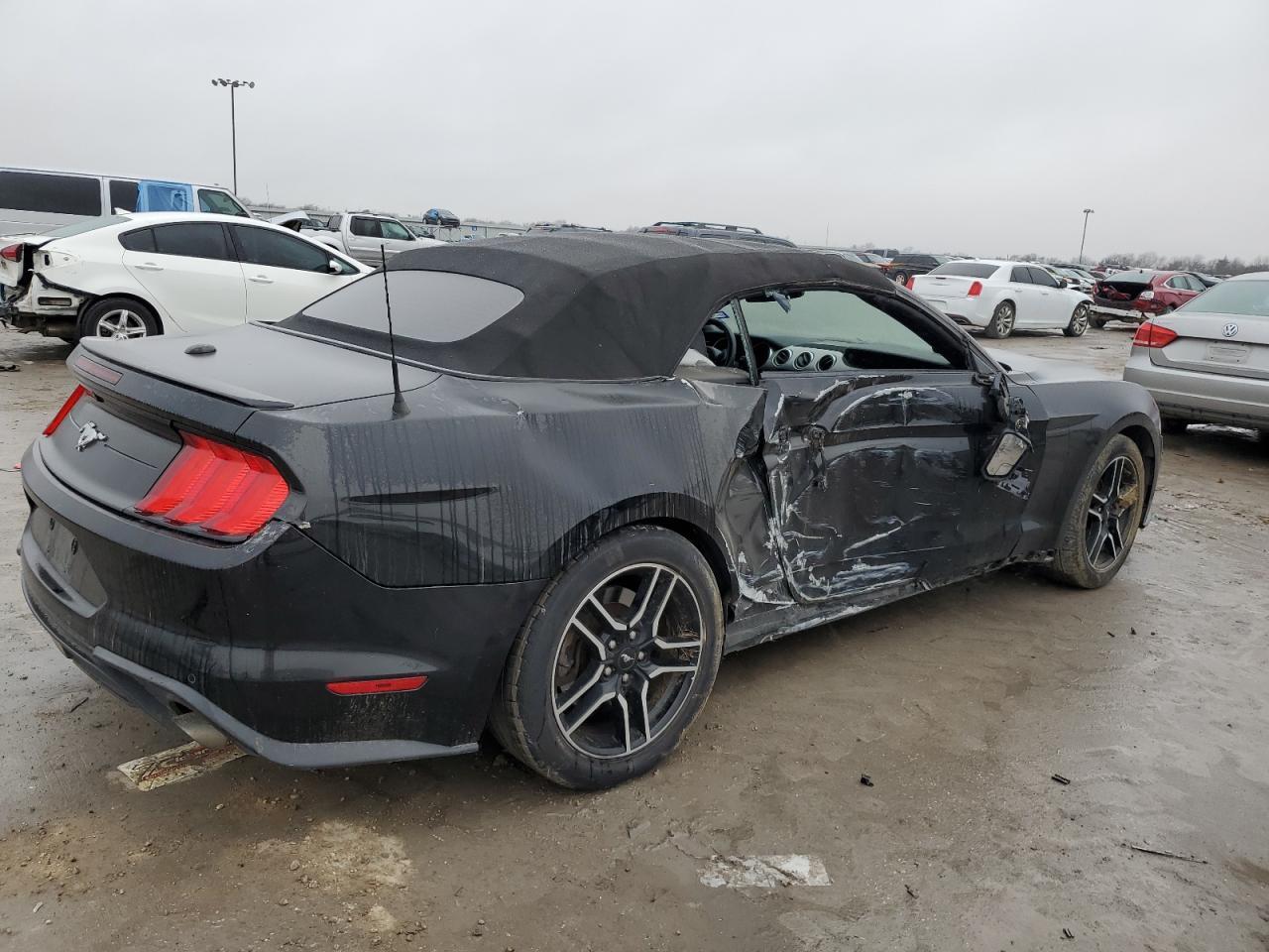 2020 FORD MUSTANG