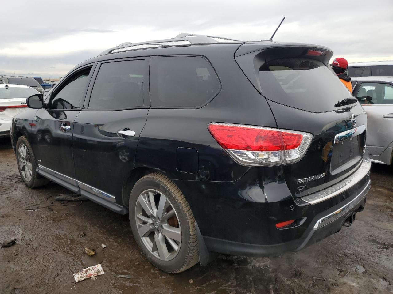 2013 NISSAN PATHFINDER