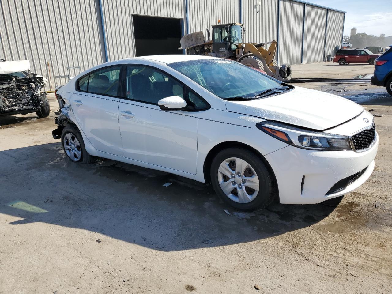 2017 KIA FORTE