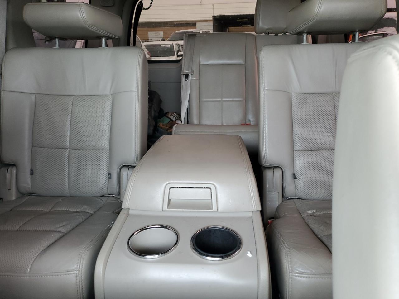 2012 LINCOLN Navigator