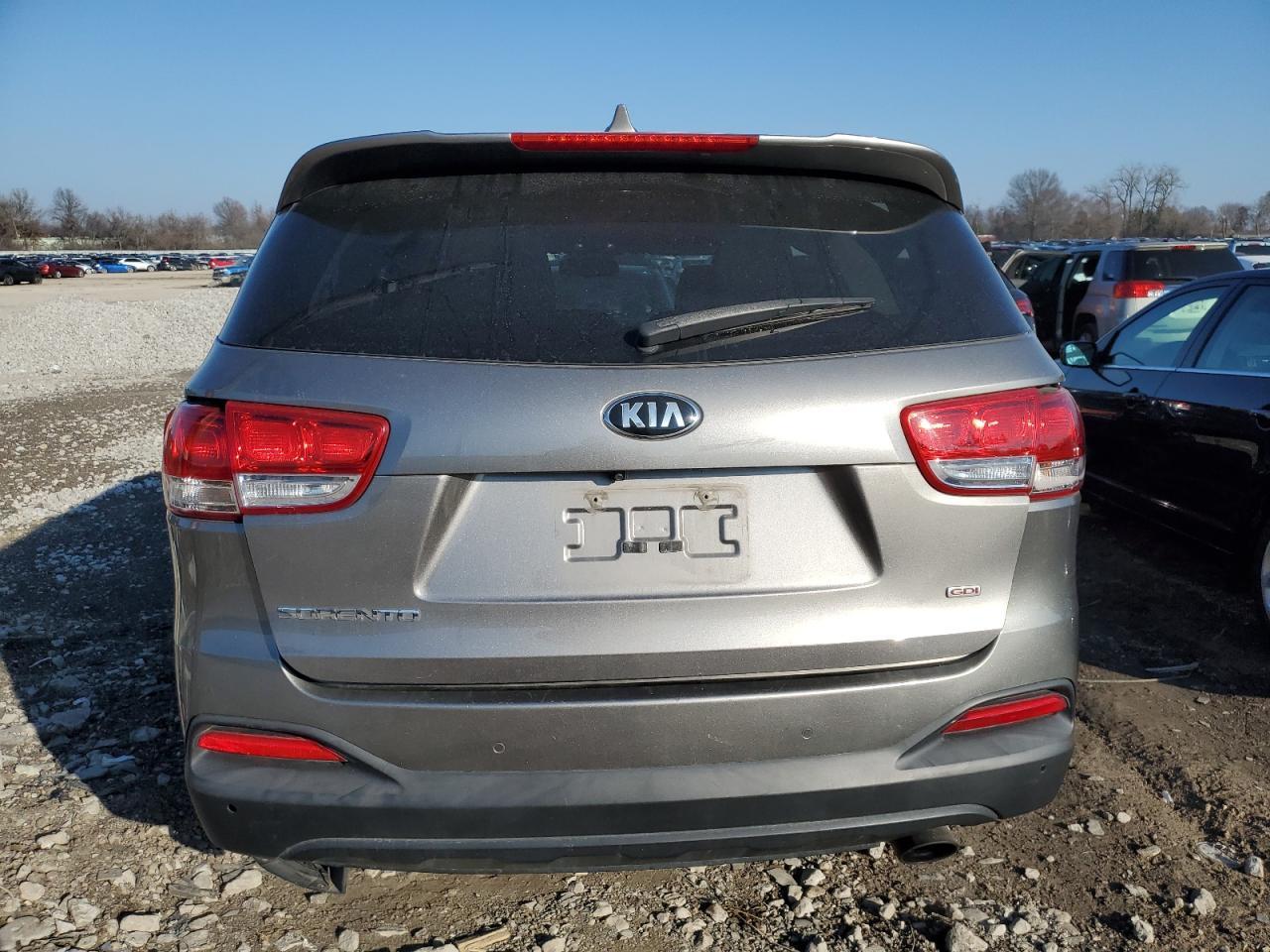 2016 KIA SORENTO