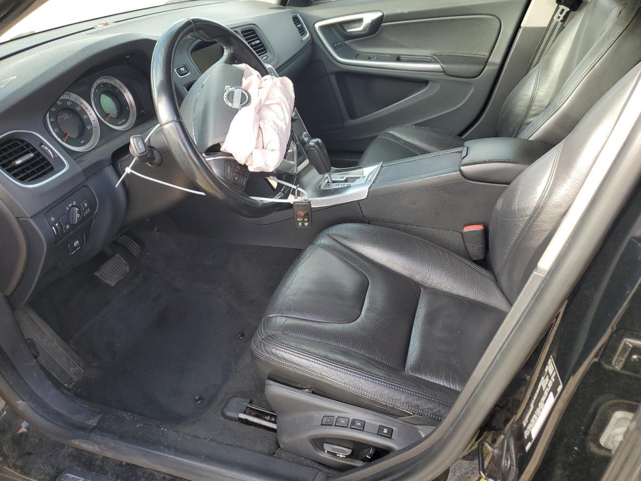 2012 VOLVO S60