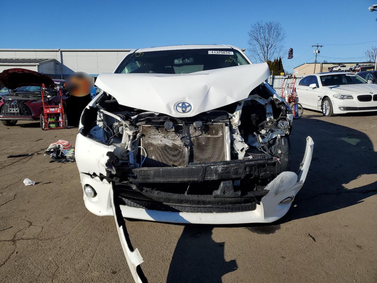 2015 TOYOTA SIENNA