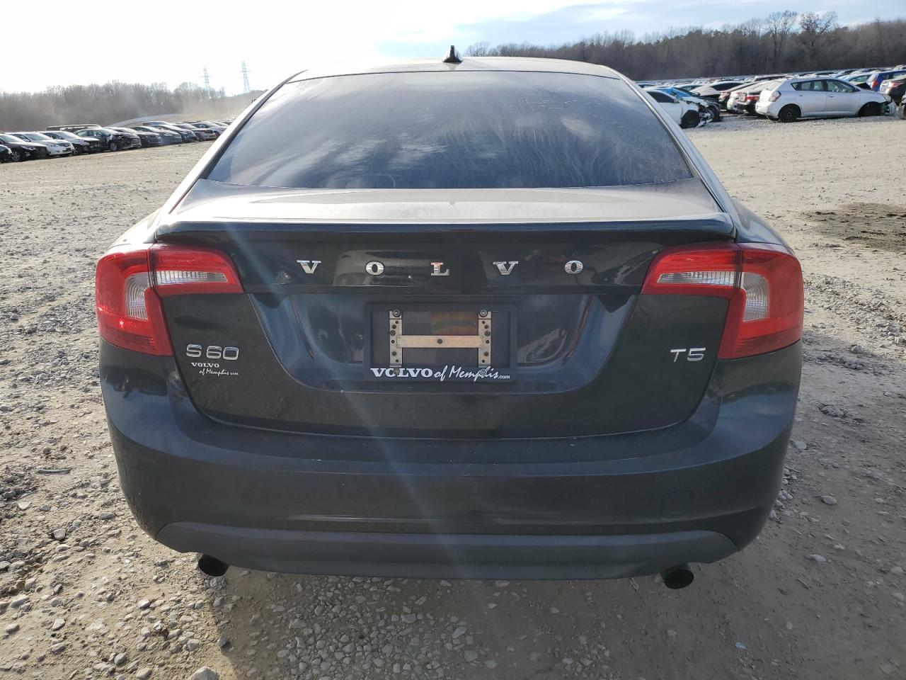 2012 VOLVO S60