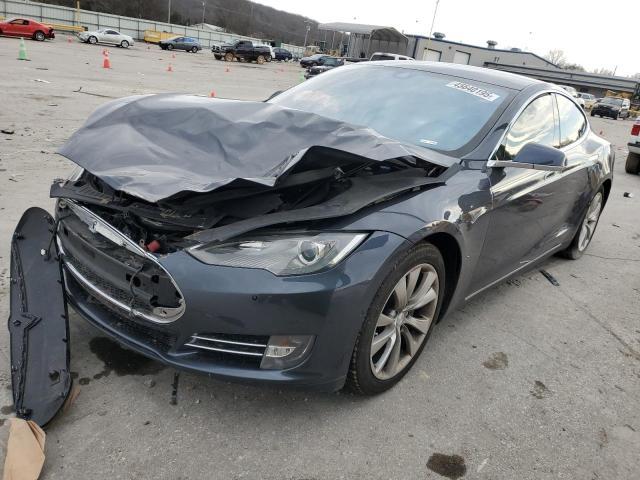 Tesla Model S 2015 