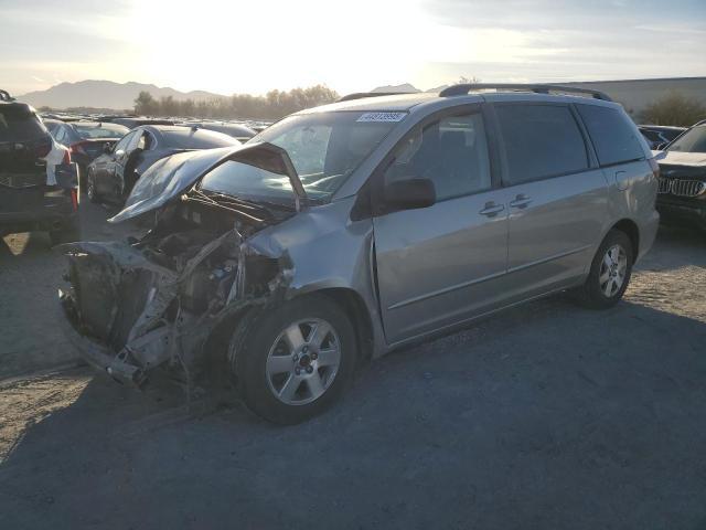 Toyota Sienna 2004 LE,CE