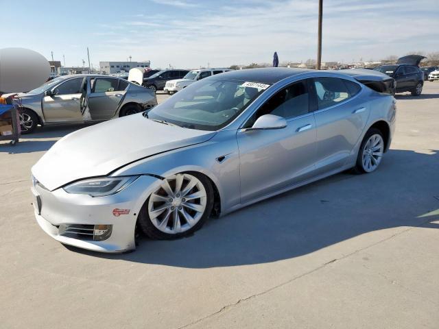 Tesla Model S 2018 