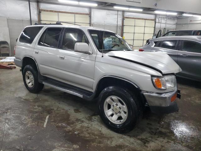 Toyota 4-Runner 1998 Grade: SR5 V6