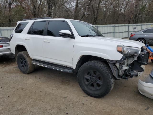 Toyota 4-Runner 2016 Base Grade