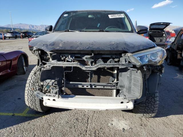 Toyota 4-Runner 2015 Base Grade