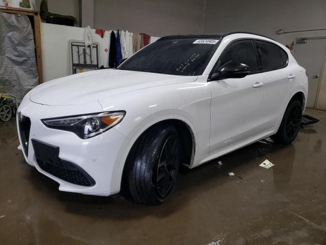 Alfa Romeo Stelvio 2021 