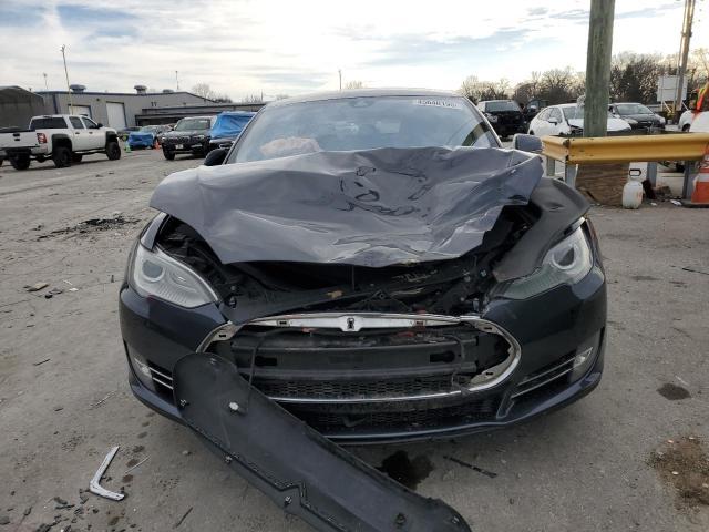 Tesla Model S 2015 