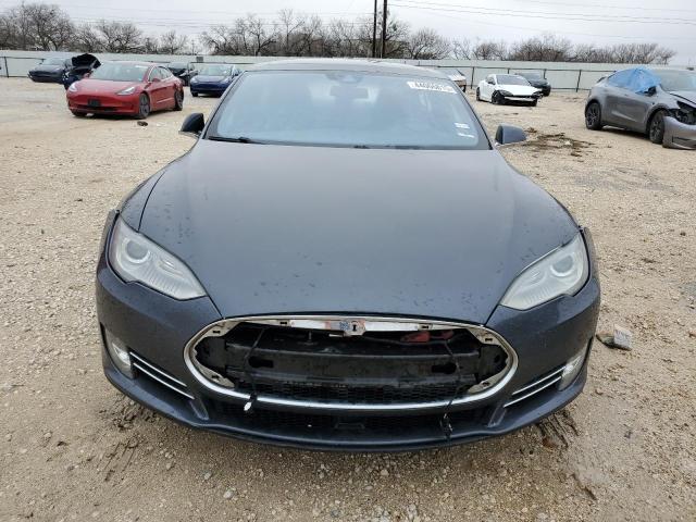 Tesla Model S 2015 