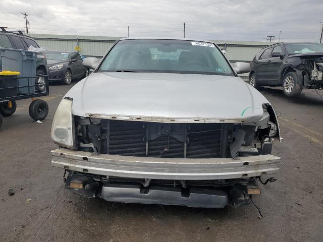Cadillac DTS 2010 Base