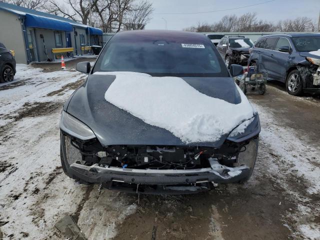 Tesla Model X 2024 