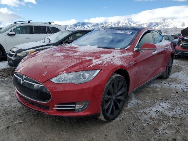 Tesla Model S 2015 