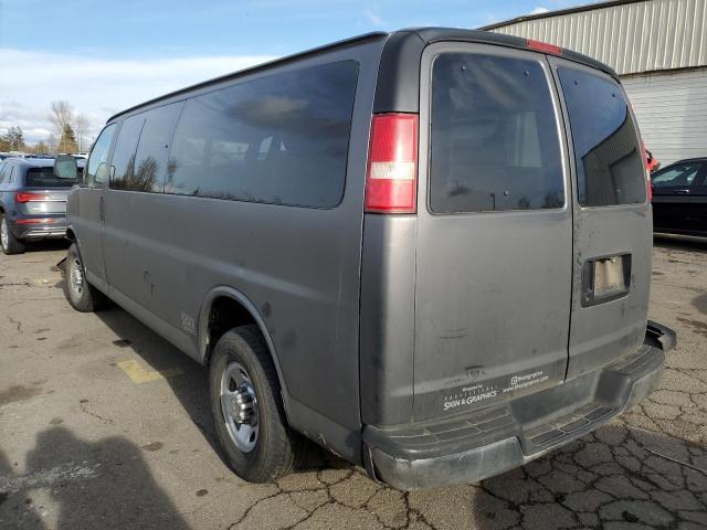 Chevrolet Express 2004 3500 (1 ton)