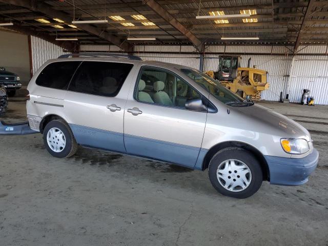 Toyota Sienna 2002 CE