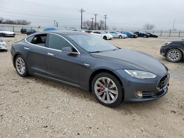 Tesla Model S 2015 