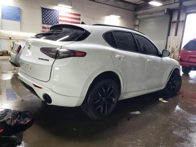 Alfa Romeo Stelvio 2021 