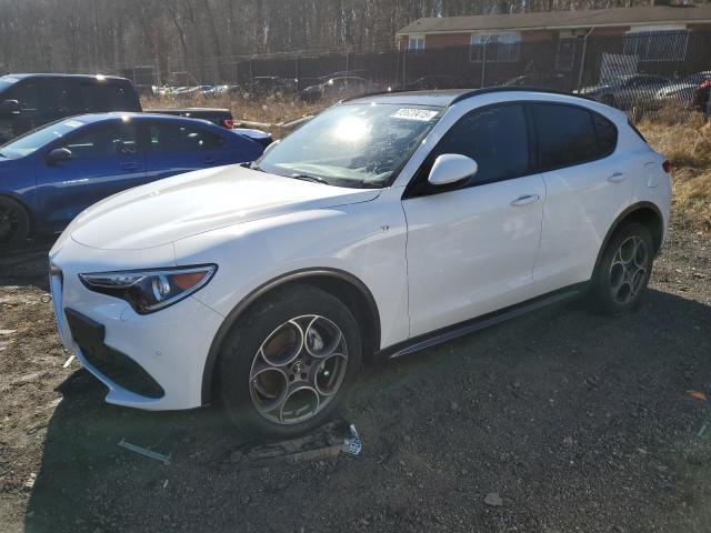 Alfa Romeo Stelvio 2023 