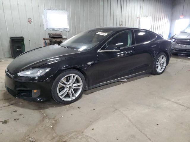 Tesla Model S 2015 