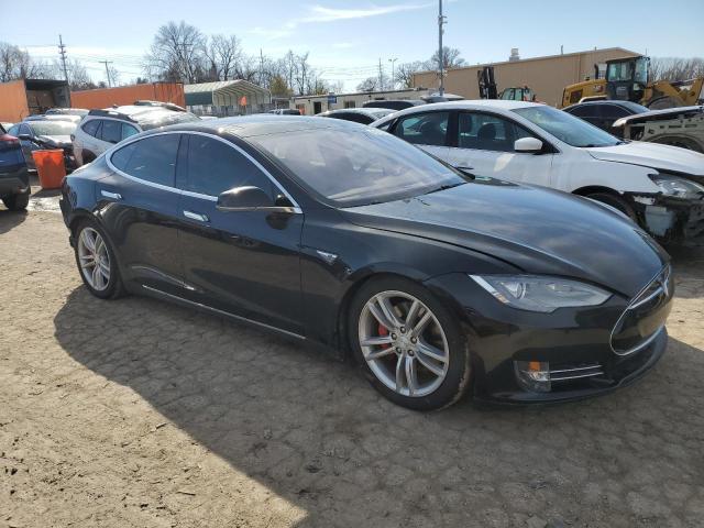 Tesla Model S 2015 