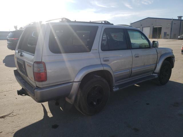 Toyota 4-Runner 2000 Luxury