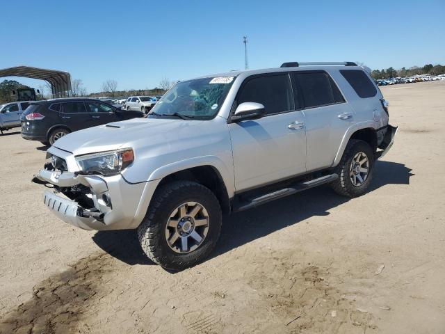 Toyota 4-Runner 2014 Base