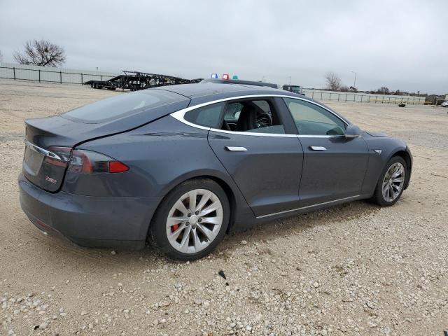 Tesla Model S 2015 