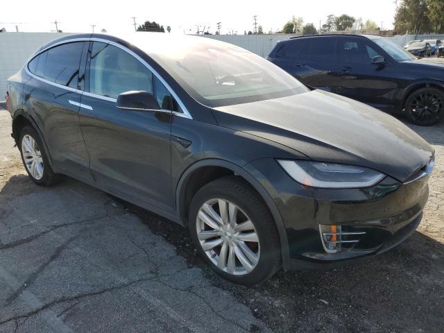 Tesla Model X 2017 