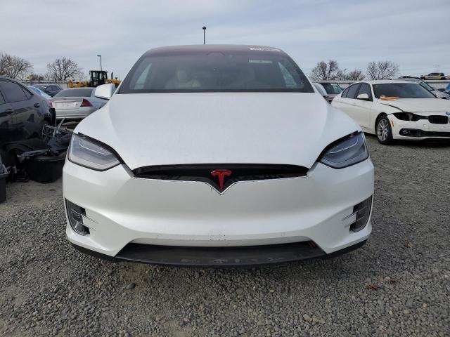 Tesla Model X 2020 