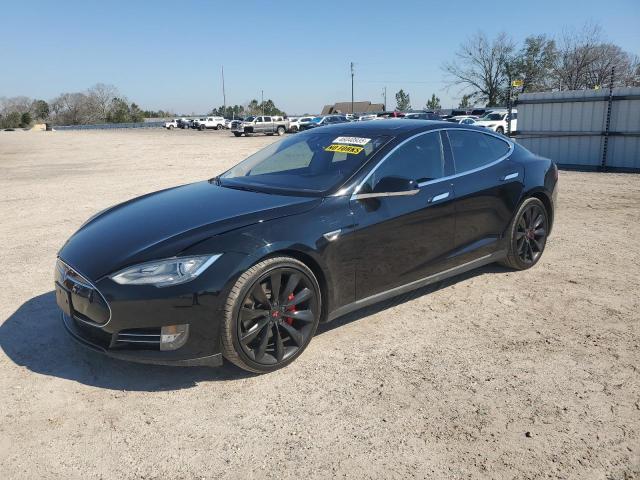 Tesla Model S 2015 