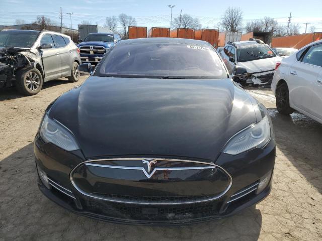 Tesla Model S 2015 