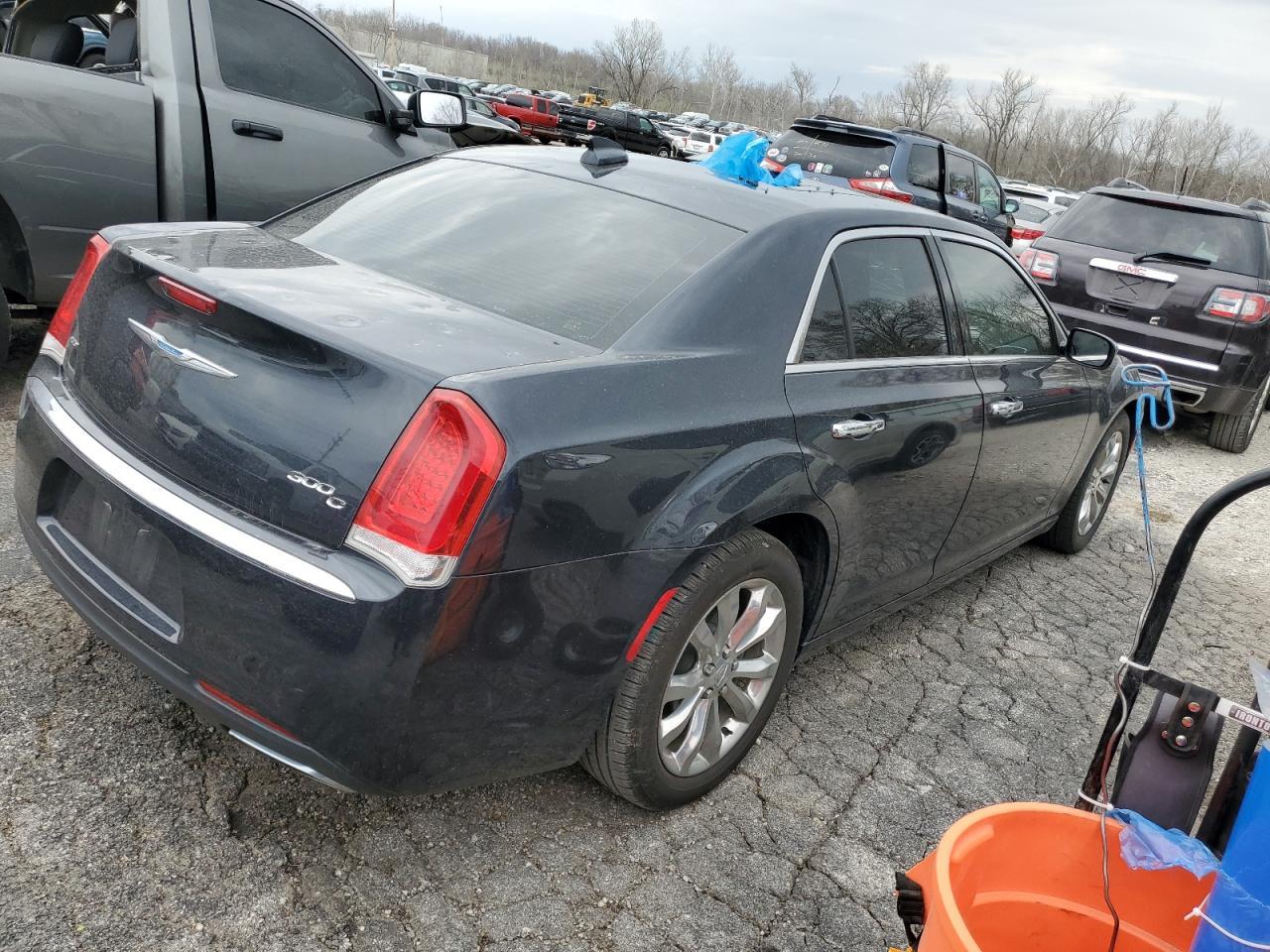 2017 CHRYSLER 300