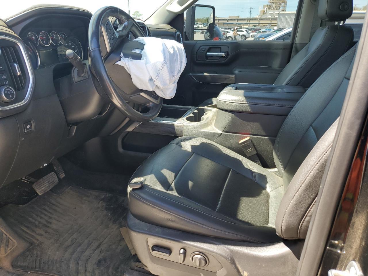 2021 CHEVROLET Silverado